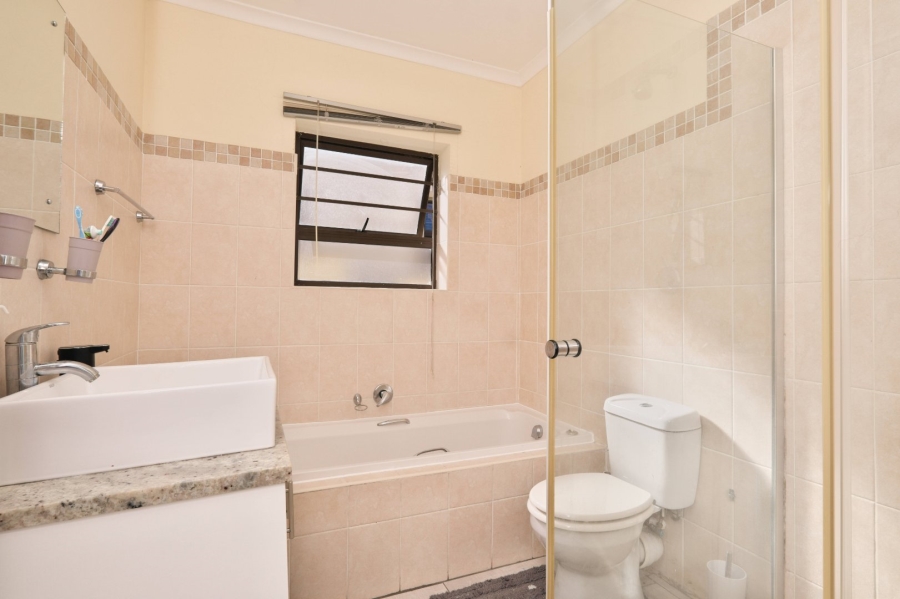 To Let 3 Bedroom Property for Rent in Linton Grange Eastern Cape